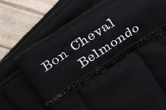 personalisierte Bandagierunterlagen Pferd mit Name bestickt