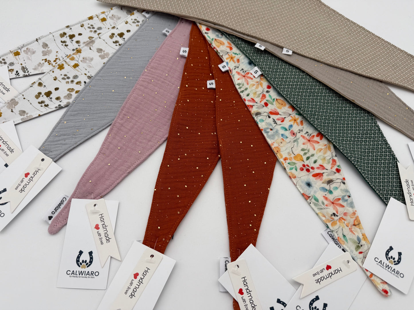 Hundehalstuch Four Seasons - S (30-35cm)