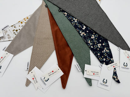 Hundehalstuch Four Seasons - M (36-45cm - alte Größe)