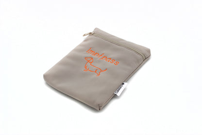 Softshell Vaccination Card Holder | Dachshund